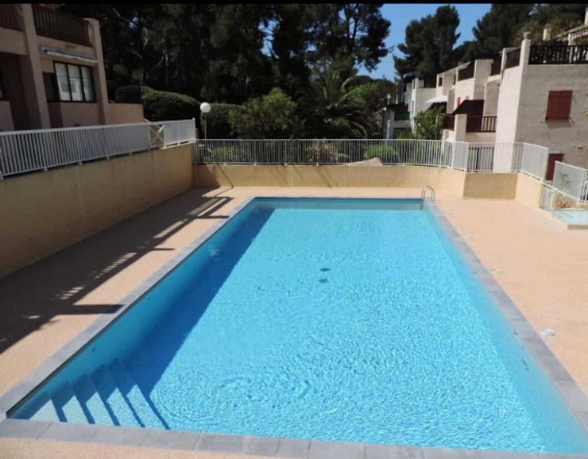 Studio 110 Grande Terrasse Proche Mer Bandol Exteriér fotografie